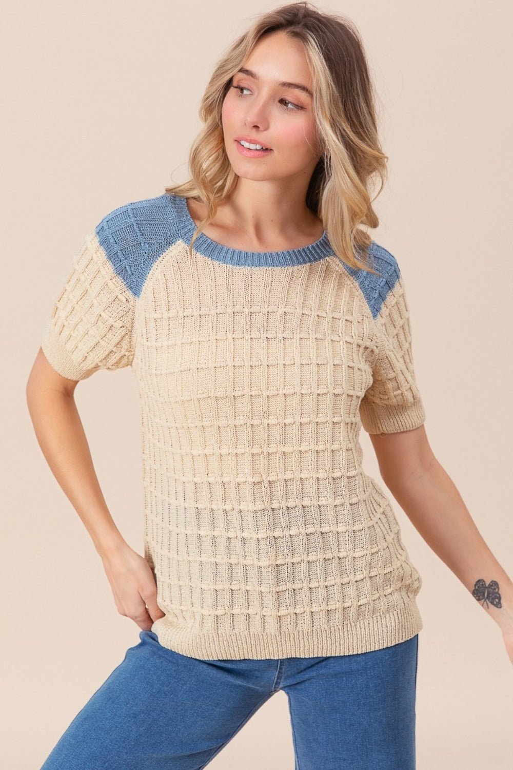 BiBi Textured Contrast Short Sleeve Sweater - Dear Autumn