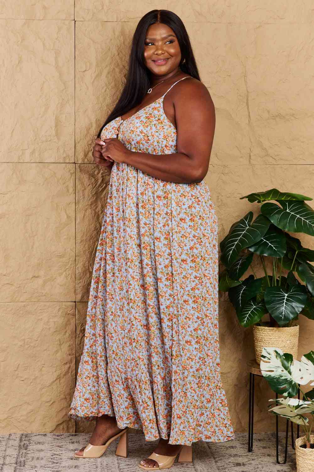 Floral Halter Neck Maxi Dress - Dear Autumn