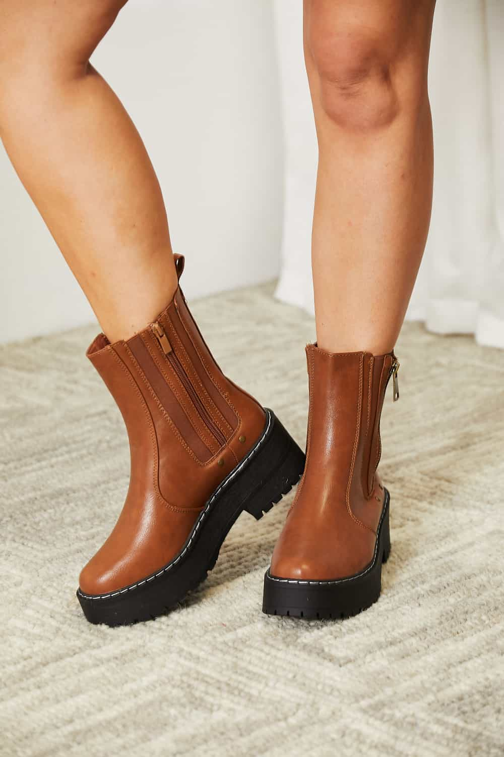 Forever Link Side Zip Platform Boots - Dear Autumn