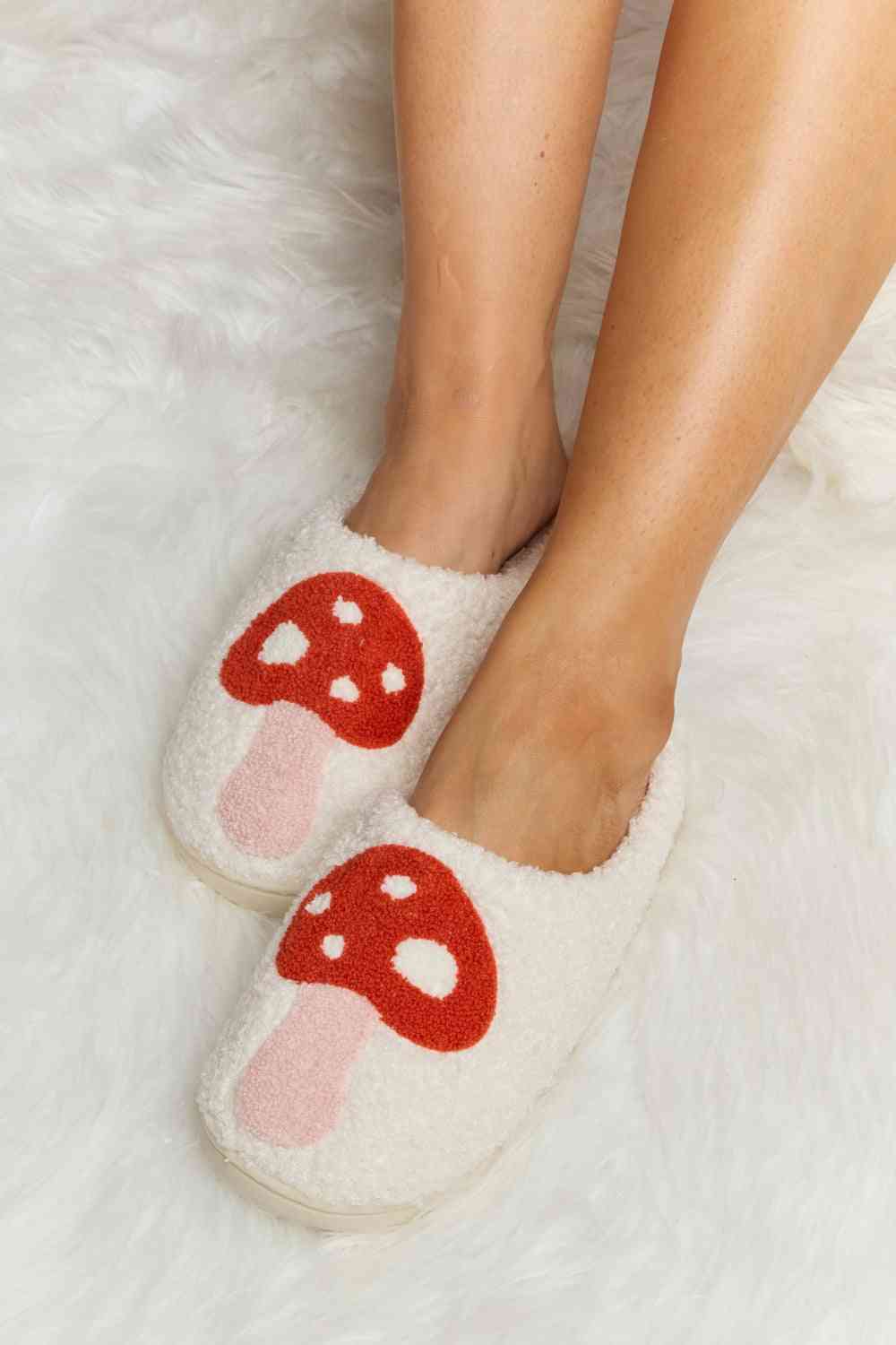 Melody Mushroom Print Plush Slide Slippers - Dear Autumn